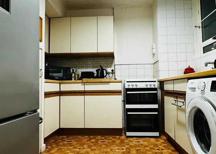 Double Room In Tooting Bec