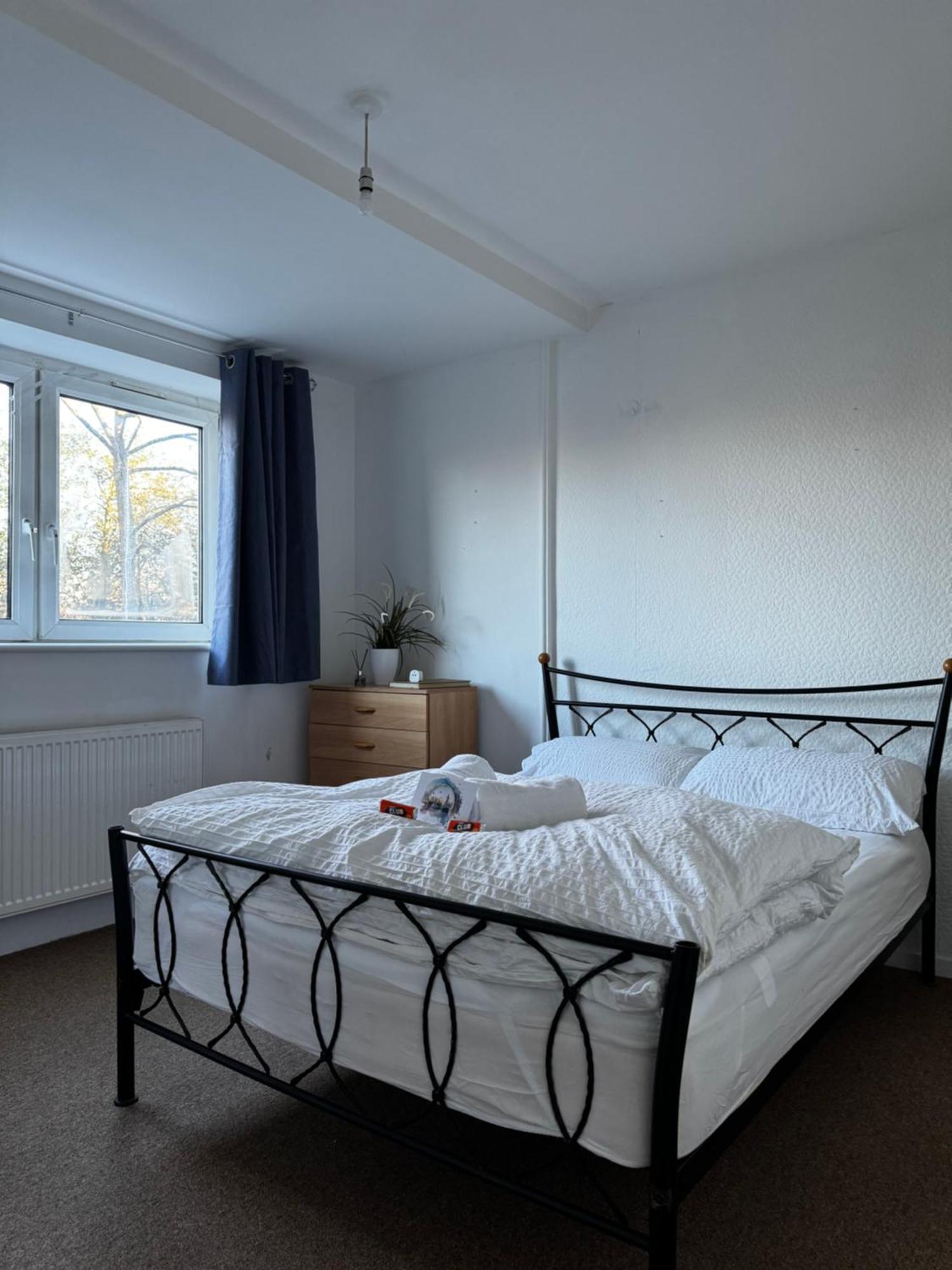 Double In Tooting Bec * London